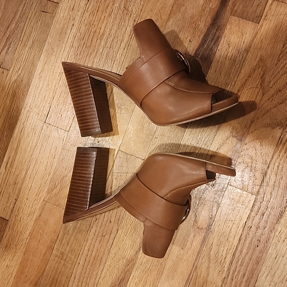 Michael Kors Cooper Mule - Picture 9 of 16
